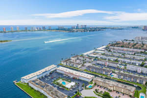 110 Shore Ct, North Palm Beach, FL 33408, Sold 08/19/21