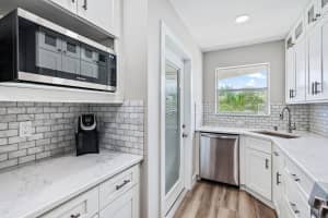 110 Shore Ct, North Palm Beach, FL 33408, Sold 08/19/21