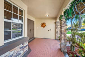 10303 Clubhouse Turn Rd, Lake Worth, FL 33449, Sold 09/14/21