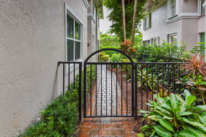 186 Las Brisas Cir, Hypoluxo, FL 33462, Sold 09/01/21