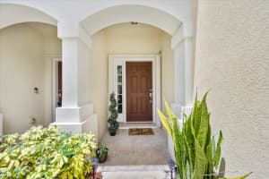 1153 Pinewood Lake Ct, Greenacres, FL 33415, Sold 10/15/21