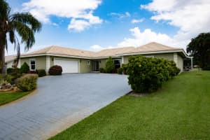 3293 SE Fairway E, Stuart, FL 34997, Sold 11/23/21