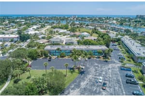 1200 Colonnades Dr, Fort Pierce, FL 34949, Sold 01/10/22