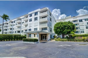 2840 S Ocean Blvd, Palm Beach, FL 33480, Sold 01/07/22