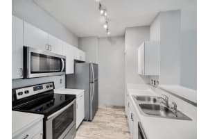 630 S Sapodilla Ave, West Palm Beach, FL 33401, Sold 08/13/21