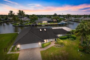 15 Castle Ct, Fort Pierce, FL 34949, Sold 09/23/21