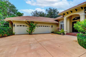 8725 Man O War Rd, Palm Beach Gardens, FL 33418, Sold 12/01/21