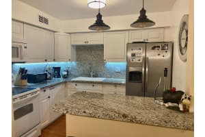 9965 Pineapple Tree Dr, Boynton Beach, FL 33436, Sold 09/30/21