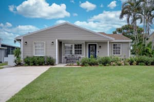 9050 Woodlark Terrace, Boynton Beach, FL 33472, Sold 09/29/21