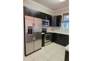 347 River Bluff Ln, Royal Palm Beach, FL 33411, Sold 09/17/21