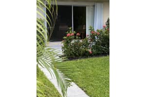 4501 S Ocean Blvd, South Palm Beach, FL 33480, Sold 10/15/21