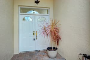 MLS# R10735376, West Palm Beach, Florida 33412