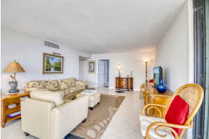 MLS# R10735395, Singer Island, Florida 33404