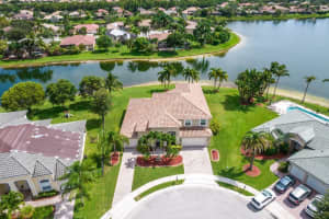 MLS# R10735563, Wellington, Florida 33411