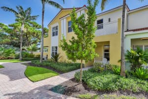 5075 NW 14th Way, Boca Raton, FL 33431, Sold 09/22/21