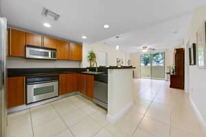610 Clematis St, West Palm Beach, FL 33401, Sold 10/18/21