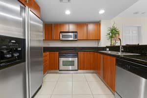 610 Clematis St, West Palm Beach, FL 33401, Sold 10/18/21
