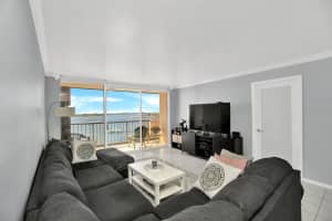 5200 N Flagler Dr, West Palm Beach, FL 33407, Sold 10/25/21