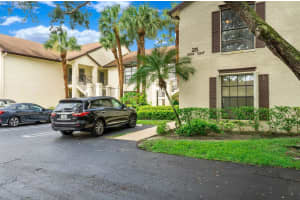 3247 Perimeter Dr, Greenacres, FL 33467, Sold 09/16/21
