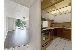470 Executive Center Dr #2h, West Palm Beach, FL 33401, Sold 09/13/21