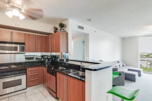 1551 N Flagler Dr, West Palm Beach, FL 33401, Sold 10/01/21