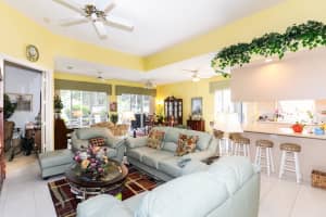 8554 Beaconhill Rd, Palm Beach Gardens, FL 33410, Sold 09/23/21