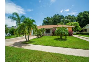 600 26th Ct, Vero Beach, FL 32962, Sold 11/18/21