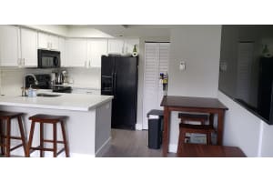 714 Executive Center Dr, West Palm Beach, FL 33401, Sold 10/15/21