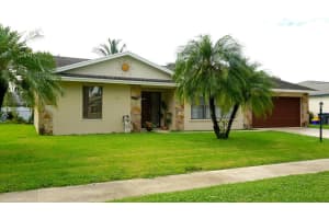 MLS# R10735834, Lake Worth, Florida 33463