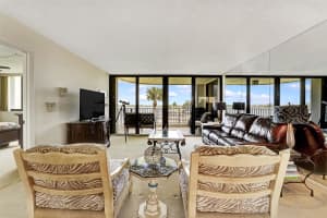 8200 Lakeshore Dr, Hypoluxo, FL 33462, Sold 09/09/21