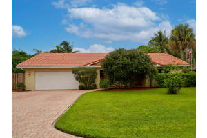 372 Paulus Ct, Boca Raton, FL 33486, Sold 09/27/21