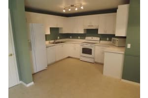 1536 N Lawnwood Cir, Fort Pierce, FL 34950, Sold 11/01/21