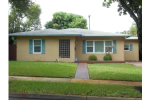 800 Avon Rd, West Palm Beach, FL 33401, Sold 11/17/21