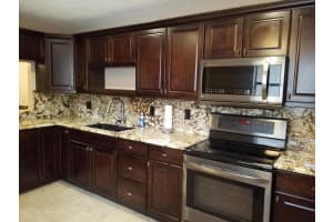 6105 Elsinore Cir, Greenacres, FL 33463, Sold 09/15/21
