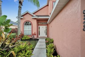 928 NW Waterlily Pl, Jensen Beach, FL 34957, Sold 10/08/21
