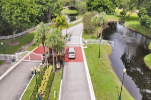 4220 Grove Park Ln, Boynton Beach, FL 33436, Sold 01/11/22