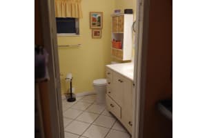 5407 Twin Oakes Rd, Lake Worth, FL 33463, Sold 09/21/21