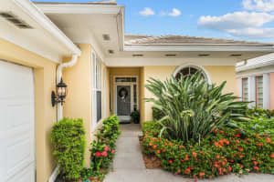 8471 Beaconhill Rd, Palm Beach Gardens, FL 33410, Sold 11/04/21