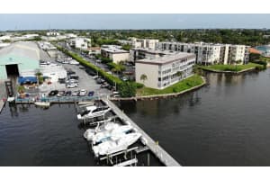 100 Waterway Dr S, Lantana, FL 33462, Sold 09/24/21