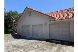 15 SE Turtle Creek Dr, Tequesta, FL 33469, Sold 09/07/21