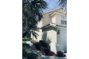 1106 Pinewood Lake Ct, Greenacres, FL 33415, Sold 10/12/21