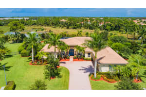 747 SE Tres Belle Cir, Stuart, FL 34997, Sold 09/08/21