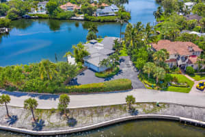 9 Simara St, Stuart, FL 34996, Sold 12/01/21