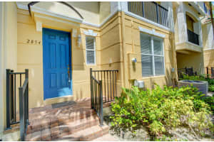 2854 S Oasis Dr, Boynton Beach, FL 33426, Sold 09/17/21