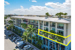 235 NE 1st St, Delray Beach, FL 33444, Sold 09/07/21