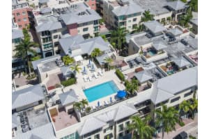 235 NE 1st St, Delray Beach, FL 33444, Sold 09/07/21