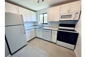 50 SE 12th St, Boca Raton, FL 33432, Sold 09/03/21