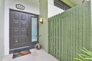 3016 S Oakland Forest Dr, Oakland Park, FL 33309, Sold 09/29/21