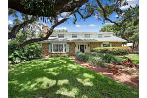4 Via Lucindia Dr N, Stuart, FL 34996, Sold 09/01/21