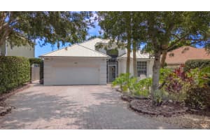 869 NW Waterlily Pl, Jensen Beach, FL 34957, Sold 09/16/21